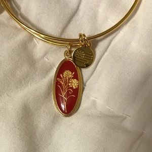 🚨PRICE DROP🚨 Alex and Ani Carnation Bracelet❤️